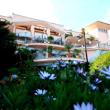 Afrodite Boutique Hotel 5*