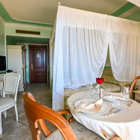 Afrodite Boutique Hotel 5*