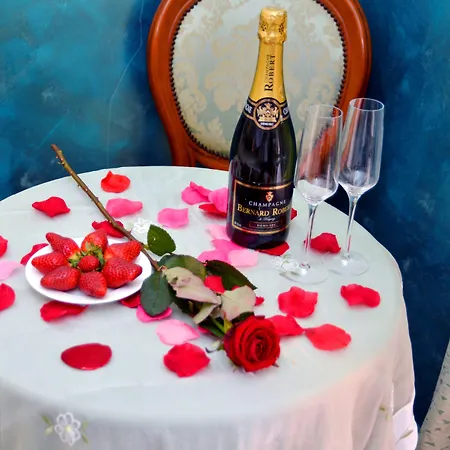 Afrodite Boutique Отель Бовалино-Марина