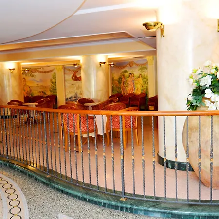 Afrodite Boutique Бовалино-Марина