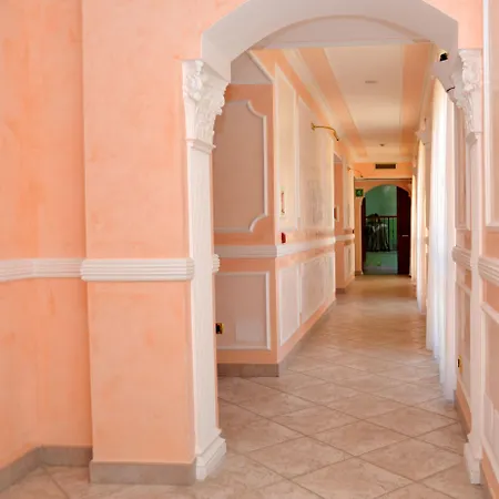 Afrodite Boutique Бовалино-Марина