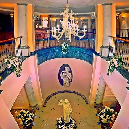 Afrodite Boutique Отель Бовалино-Марина