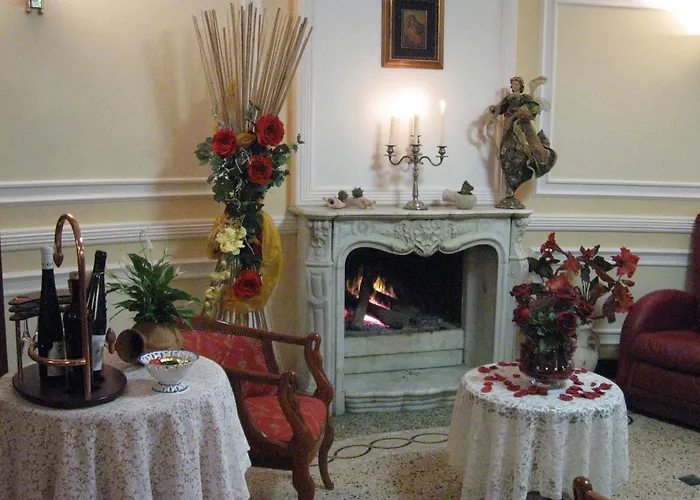 Afrodite Boutique 5* 보발리노 마리나